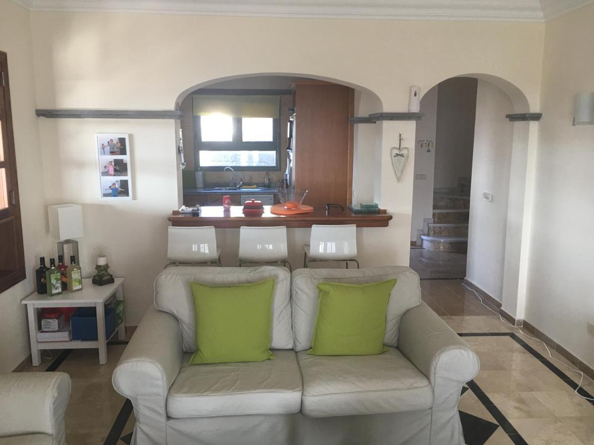 Luxury 3Bed Villa With Heated Private Pool, Full Sky And Free Wifi Playa Blanca  Bagian luar foto