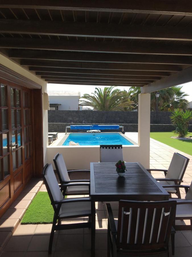 Luxury 3Bed Villa With Heated Private Pool, Full Sky And Free Wifi Playa Blanca  Bagian luar foto